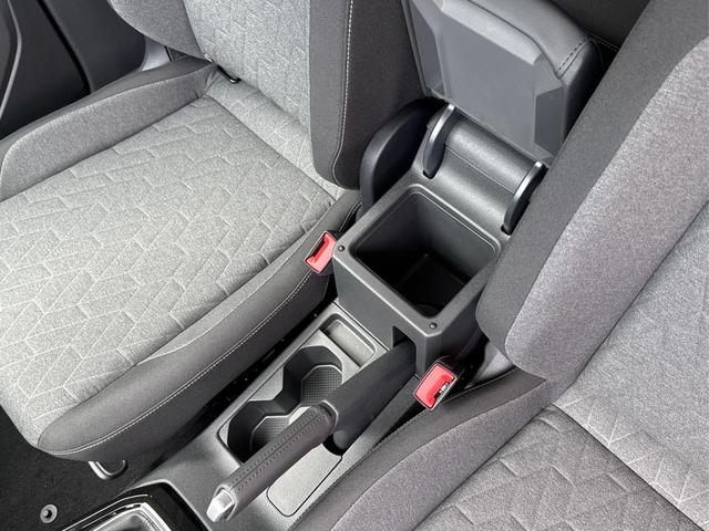 Volkswagen / T-Cross / / / / (Life+) SHZ+ACC+KAMERA+APP+KLIMA+LED+17'' ALU