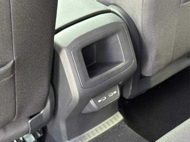 Volkswagen / T-Cross / / / / (Life+) SHZ+ACC+KAMERA+APP+KLIMA+LED+17'' ALU
