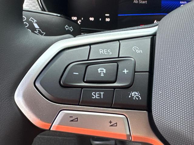 Volkswagen / T-Cross / / / / (Life+) SHZ+ACC+KAMERA+APP+KLIMA+LED+17'' ALU