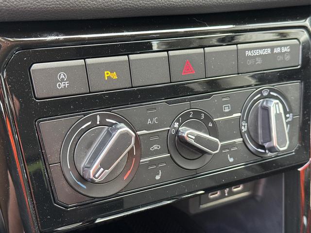 Volkswagen / T-Cross / / / / (Life+) SHZ+ACC+KAMERA+APP+KLIMA+LED+17'' ALU