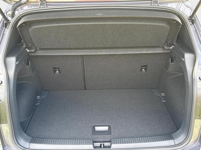 Volkswagen / T-Cross / / / / NAVI+SHZ+MATRIX+ACC+KAMERA+18''ALU, Beispielbilder, ggf. teilweise mit Sonderausstattung