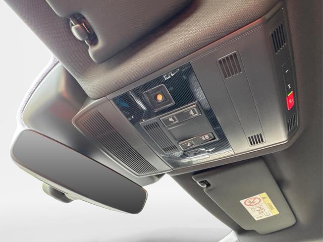 Volkswagen / T-Cross / / / / NAVI+SHZ+MATRIX+ACC+KAMERA+18''ALU, Beispielbilder, ggf. teilweise mit Sonderausstattung