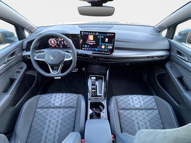 Volkswagen / Golf / Grau / / / PANO+LED-PLUS+ACC+SHZ+KEYLESS+KAMERA+18 ALU, Beispielbilder, ggf. teilweise mit Sonderausstattung