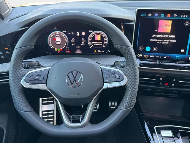 Volkswagen / Golf / Grau / / / PANO+LED-PLUS+ACC+SHZ+KEYLESS+KAMERA+18 ALU, Beispielbilder, ggf. teilweise mit Sonderausstattung