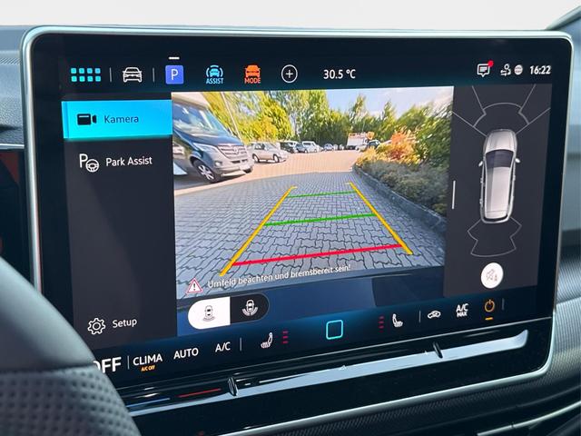 Volkswagen / Golf / Grau / / / PANO+LED-PLUS+ACC+SHZ+KEYLESS+KAMERA+18 ALU, Beispielbilder, ggf. teilweise mit Sonderausstattung