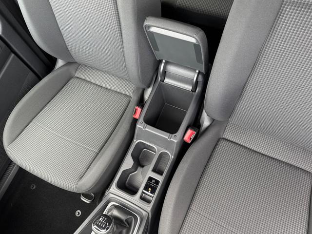 Volkswagen / Caddy Maxi / Wei&szlig; / / / Caddy Maxi KAMERA+APP+PDC+ACC+LANE ASSIST, Beispielbilder, ggf. teilweise mit Sonderausstattung