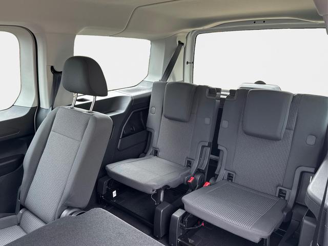 Volkswagen / Caddy Maxi / Wei&szlig; / / / Caddy Maxi KAMERA+APP+PDC+ACC+LANE ASSIST, Beispielbilder, ggf. teilweise mit Sonderausstattung