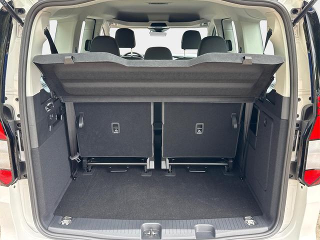 Volkswagen / Caddy Maxi / Wei&szlig; / / / Caddy Maxi KAMERA+APP+PDC+ACC+LANE ASSIST, Beispielbilder, ggf. teilweise mit Sonderausstattung