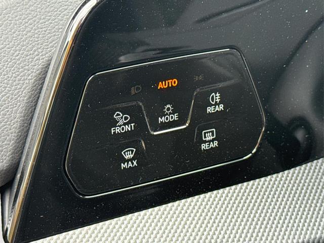 Volkswagen / Golf / Grau / / / LED-PLUS+ACC+SHZ+KEYLESS+KAMERA+18 ALU, Beispielbilder, ggf. teilweise mit Sonderausstattung