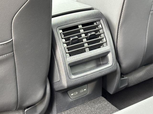 Volkswagen / Golf / Grau / / / LED-PLUS+ACC+SHZ+KEYLESS+KAMERA+18 ALU, Beispielbilder, ggf. teilweise mit Sonderausstattung