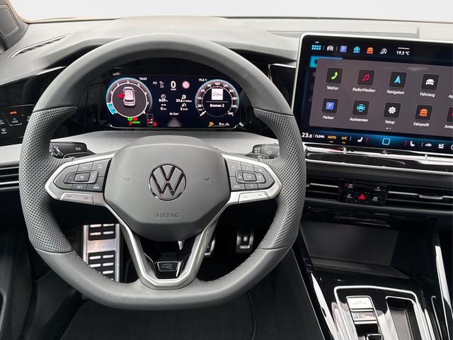 Volkswagen / Golf / Grau / / / LED-PLUS+ACC+SHZ+KEYLESS+KAMERA+18 ALU, Beispielbilder, ggf. teilweise mit Sonderausstattung