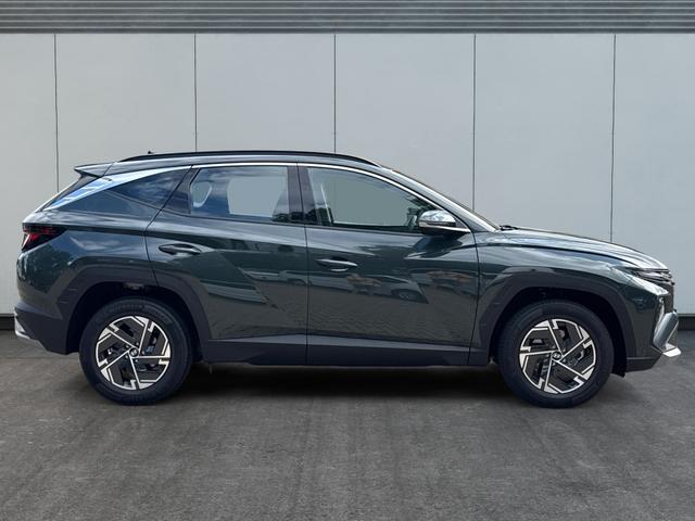 Hyundai / TUCSON / Gr&uuml;n / / / VERKAUFT | BS (03.09.2026) /// NAVI+KAMERA+SHZ+LED+TEMPOMAT+17 ALU+PDC, Beispielbilder, ggf. teilweise mit Sonderausstattung