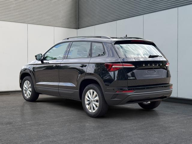 Skoda / Karoq / Schwarz / / / AHK+LED+KAMERA+PDC+ACC, Beispielbilder, ggf. teilweise mit Sonderausstattung