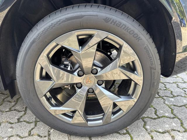 Cupra / Formentor / Grau / / / 4x4 AHK+eHK+NAVI+KAMERA+ACC+SHZ+18 ALU