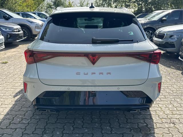 Cupra / Leon Sportstourer / Grau / / / ST 4x4 AHK+eHK+NAVI+ACC+SHZ+18 ALU+LED, Beispielbilder, ggf. teilweise mit Sonderausstattung