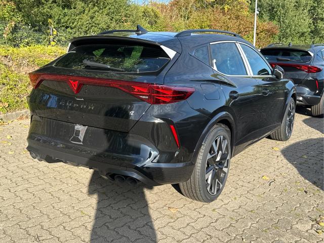 Cupra / Formentor / Schwarz / / / 4x4 AHK+NAVI+KAMERA+eHK+KESSY+ACC+19 ALU+LED+FULL LINK, Beispielbilder, ggf. teilweise mit Sonderausstattung