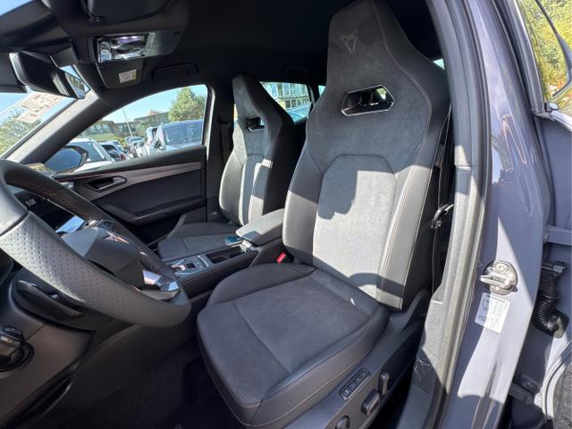 Cupra / Formentor / Grau / / / 4x4 AHK+NAVI+KAMERA+eHK+KESSY+ACC+19 ALU+LED+FULL LINK, Beispielbilder, ggf. teilweise mit Sonderausstattung