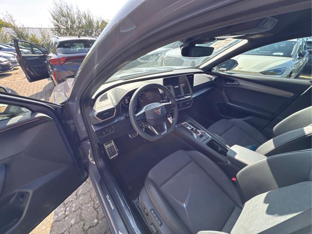 Cupra / Formentor / Grau / / / 4x4 AHK+NAVI+KAMERA+eHK+KESSY+ACC+19 ALU+LED+FULL LINK, Beispielbilder, ggf. teilweise mit Sonderausstattung