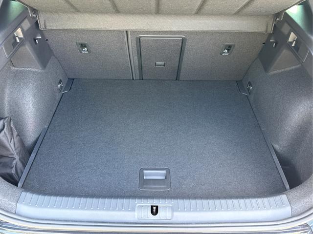 Cupra / Formentor / Blau / / / 4x4 AHK+eHK+NAVI+KAMERA+ACC+SHZ+18 ALU, Beispielbilder, ggf. teilweise mit Sonderausstattung