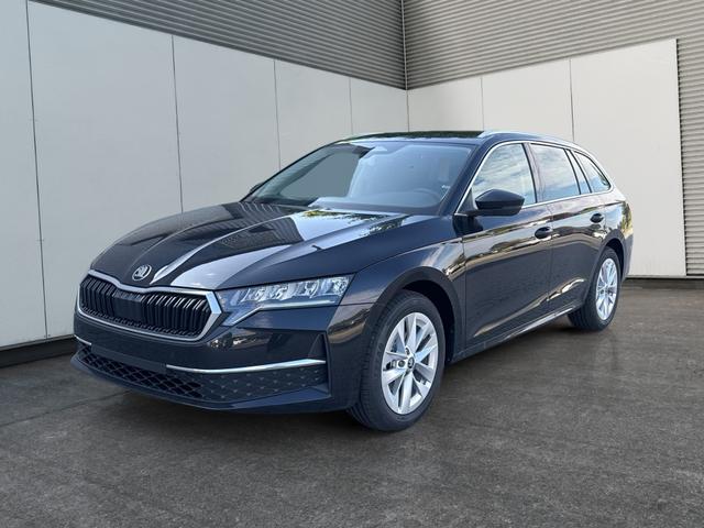 Skoda Octavia Combi - Selection ACC+AHK+eHK+KAM+PDC+LED+17" ALU+SHZ