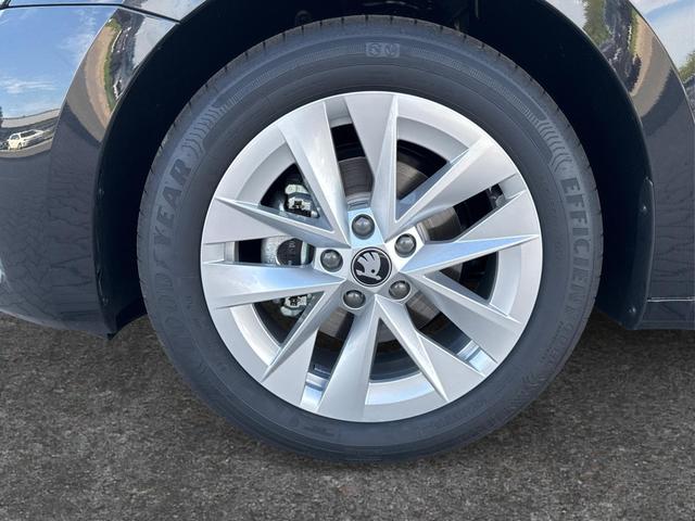 Skoda / Octavia Combi / Schwarz / / / ACC+AHK+eHK+KAM+PDC+LED+17 ALU+SHZ, Beispielbilder, ggf. teilweise mit Sonderausstattung