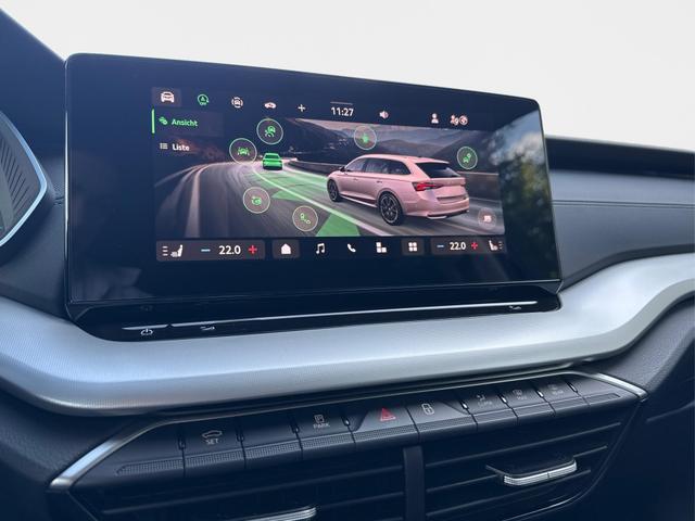 Skoda / Octavia Combi / Schwarz / / / ACC+AHK+eHK+KAM+PDC+LED+17 ALU+SHZ, Beispielbilder, ggf. teilweise mit Sonderausstattung
