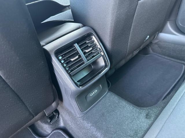 Skoda / Octavia Combi / Schwarz / / / ACC+AHK+eHK+KAM+PDC+LED+17 ALU+SHZ, Beispielbilder, ggf. teilweise mit Sonderausstattung