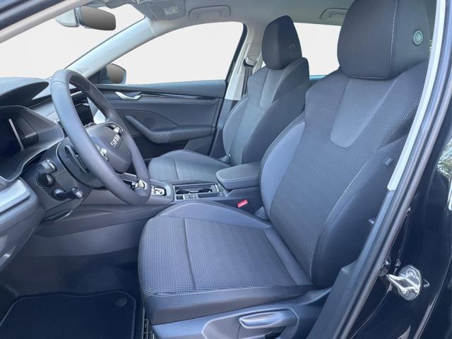 Skoda / Octavia Combi / Schwarz / / / ACC+AHK+eHK+KAM+PDC+LED+17 ALU+SHZ, Beispielbilder, ggf. teilweise mit Sonderausstattung