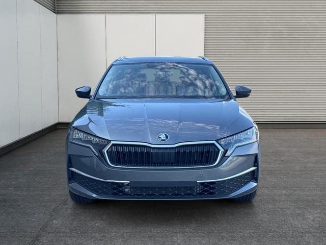 Skoda Octavia Combi - Selection ACC+AHK+eHK+KAM+PDC+LED+17" ALU+SHZ