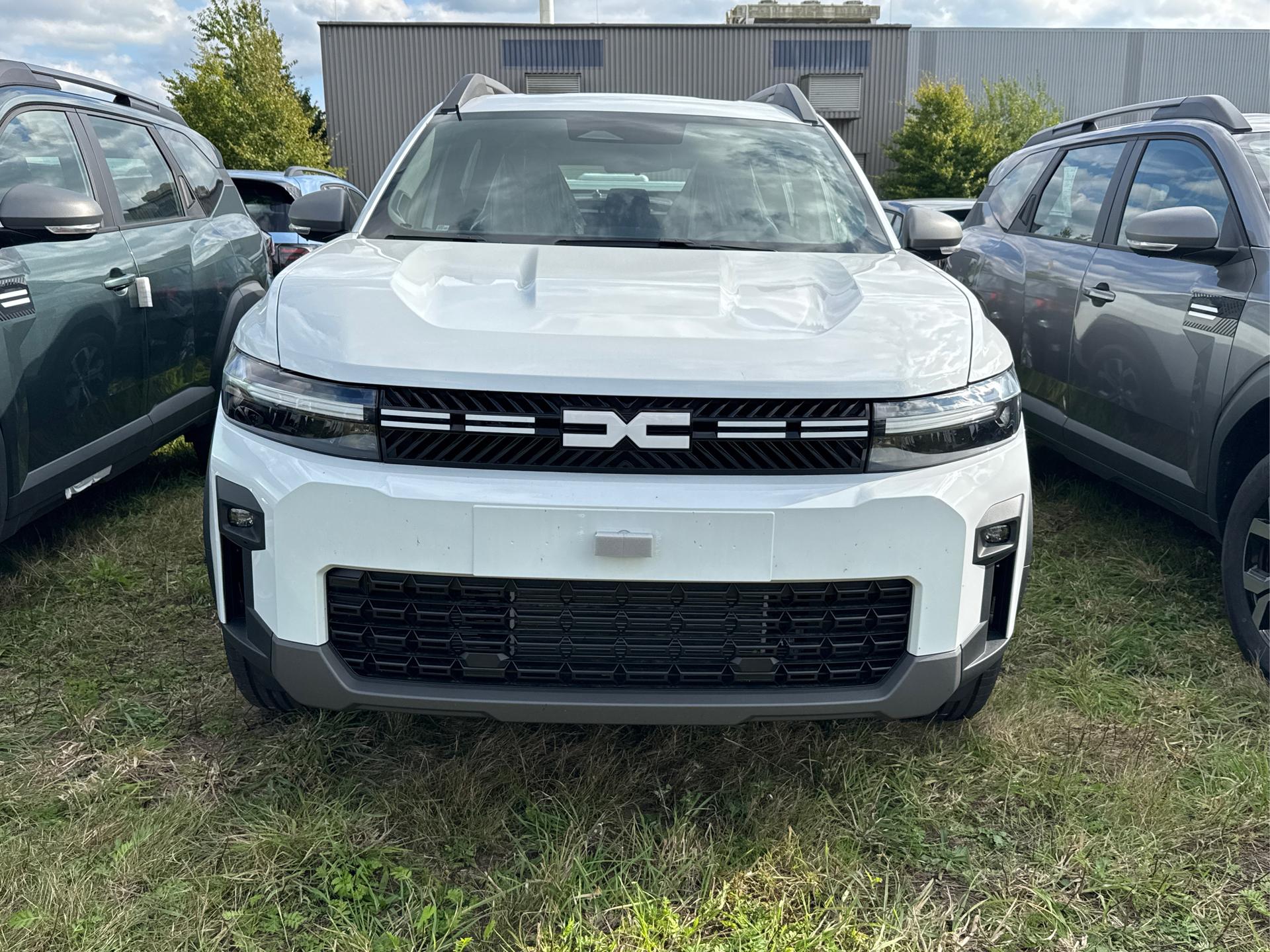 Dacia / Bigster / Weiß /  /  / SHZ+KLIMA+PDC+KAMERA+LED+17ALU