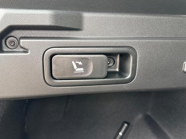 Dacia / Bigster / Gr&uuml;n / / / SHZ+KLIMA+PDC+KAMERA+LED+17 ALU, Beispielbilder, ggf. teilweise mit Sonderausstattung