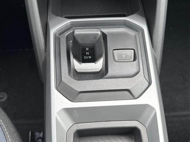 Dacia / Bigster / Grau / / / SHZ+KLIMA+PDC+KAMERA+LED+17 ALU, Beispielbilder, ggf. teilweise mit Sonderausstattung