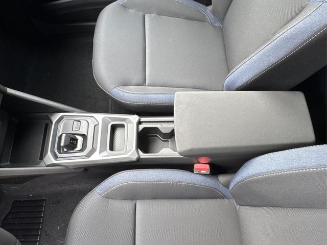 Dacia / Bigster / Grau / / / SHZ+KLIMA+PDC+KAMERA+LED+17 ALU, Beispielbilder, ggf. teilweise mit Sonderausstattung
