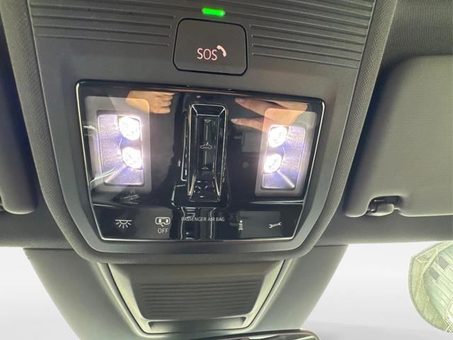 Volkswagen / Golf / Blau / / / PANO+LED-PLUS+ACC+SHZ+KEYLESS+KAMERA+18 ALU, Beispielbilder, ggf. teilweise mit Sonderausstattung