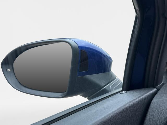 Volkswagen / Golf / Blau / / / PANO+LED-PLUS+ACC+SHZ+KEYLESS+KAMERA+18 ALU, Beispielbilder, ggf. teilweise mit Sonderausstattung