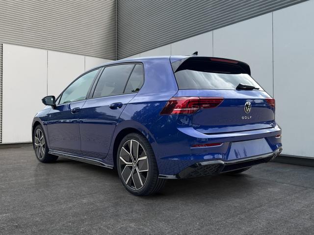 Volkswagen / Golf / Blau / / / PANO+LED-PLUS+ACC+SHZ+KEYLESS+KAMERA+18 ALU, Beispielbilder, ggf. teilweise mit Sonderausstattung
