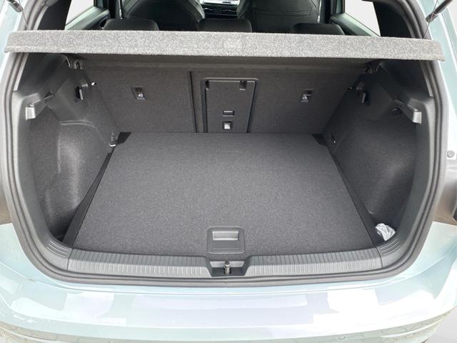 Volkswagen / Golf / Blau / / / LED-PLUS+ACC+SHZ+KEYLESS+KAMERA+18 ALU, Beispielbilder, ggf. teilweise mit Sonderausstattung