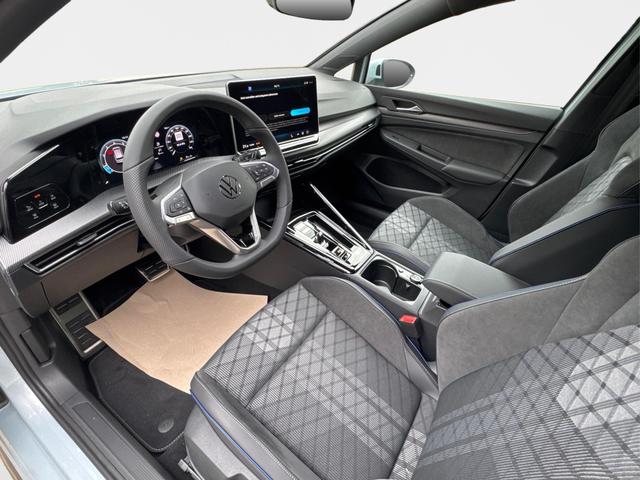 Volkswagen / Golf / Blau / / / LED-PLUS+ACC+SHZ+KEYLESS+KAMERA+18 ALU, Beispielbilder, ggf. teilweise mit Sonderausstattung