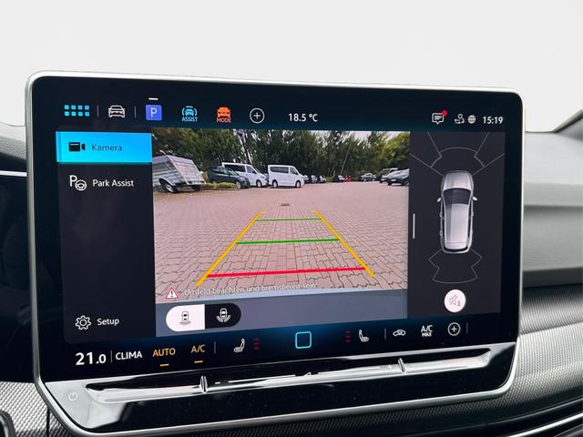 Volkswagen / Golf / Blau / / / LED-PLUS+ACC+SHZ+KEYLESS+KAMERA+18 ALU, Beispielbilder, ggf. teilweise mit Sonderausstattung