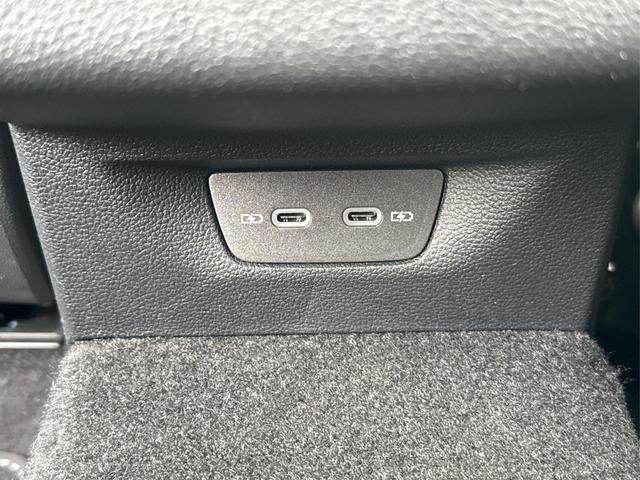 Volkswagen / Golf / Blau / / / LED-PLUS+ACC+SHZ+KEYLESS+KAMERA+18 ALU, Beispielbilder, ggf. teilweise mit Sonderausstattung