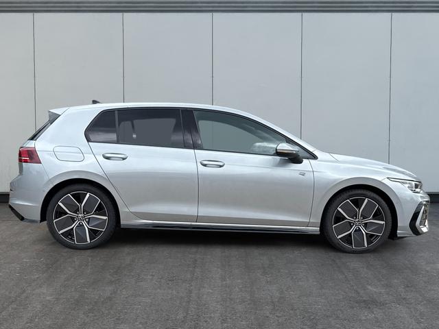 Volkswagen Golf - R-Line Limited LED-PLUS+ACC+SHZ+KEYLESS+KAMERA+18" ALU