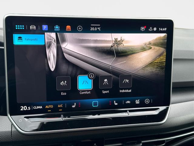 Volkswagen / Golf / Silber / / / LED-PLUS+ACC+SHZ+KEYLESS+KAMERA+18 ALU, Beispielbilder, ggf. teilweise mit Sonderausstattung