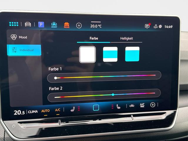 Volkswagen / Golf / Silber / / / LED-PLUS+ACC+SHZ+KEYLESS+KAMERA+18 ALU, Beispielbilder, ggf. teilweise mit Sonderausstattung