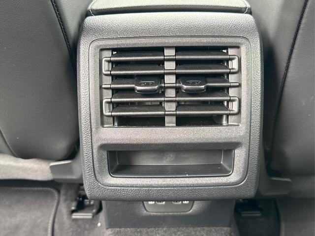 Volkswagen / Golf / Silber / / / LED-PLUS+ACC+SHZ+KEYLESS+KAMERA+18 ALU, Beispielbilder, ggf. teilweise mit Sonderausstattung