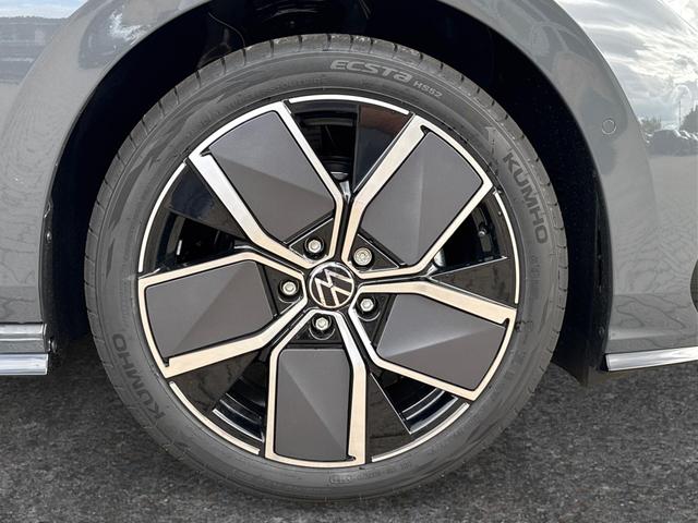 Volkswagen / Golf / Grau / / / PANO+LED-PLUS+ACC+SHZ+KEYLESS+KAMERA+18 ALU, Beispielbilder, ggf. teilweise mit Sonderausstattung
