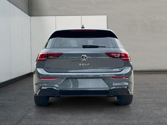 Volkswagen / Golf / Grau / / / PANO+LED-PLUS+ACC+SHZ+KEYLESS+KAMERA+18 ALU, Beispielbilder, ggf. teilweise mit Sonderausstattung