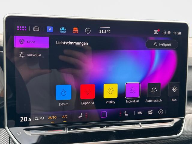 Volkswagen / Golf / Grau / / / PANO+LED-PLUS+ACC+SHZ+KEYLESS+KAMERA+18 ALU, Beispielbilder, ggf. teilweise mit Sonderausstattung