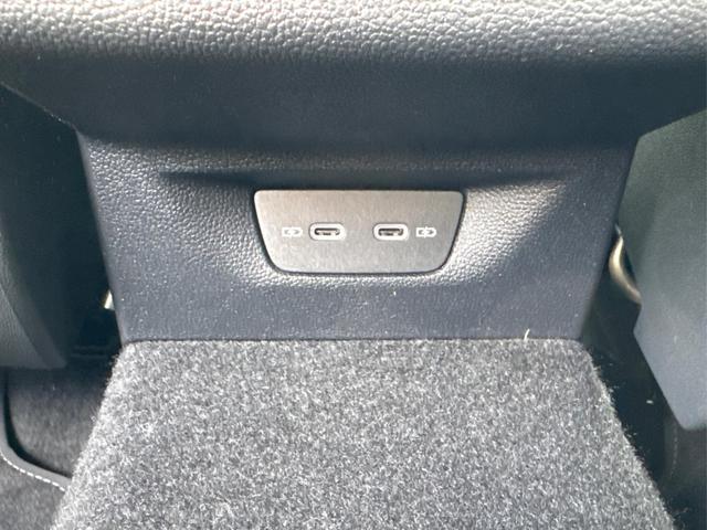 Volkswagen / Golf / Grau / / / PANO+LED-PLUS+ACC+SHZ+KEYLESS+KAMERA+18 ALU, Beispielbilder, ggf. teilweise mit Sonderausstattung