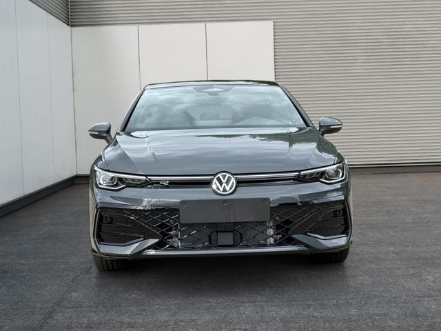 Volkswagen / Golf / Grau / / / PANO+LED-PLUS+ACC+SHZ+KEYLESS+KAMERA+18 ALU, Beispielbilder, ggf. teilweise mit Sonderausstattung