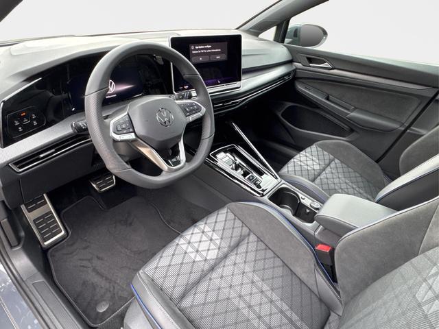 Volkswagen / Golf / Grau / / / PANO+LED-PLUS+ACC+SHZ+KEYLESS+KAMERA+18 ALU, Beispielbilder, ggf. teilweise mit Sonderausstattung